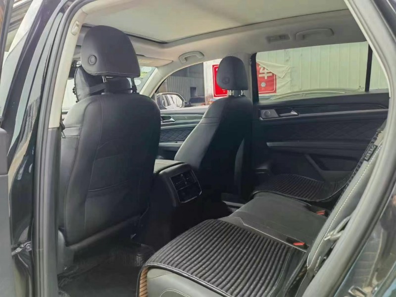 邵阳19年大众途昂2