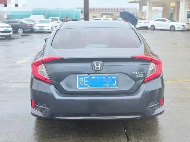 东莞18年本田思域4