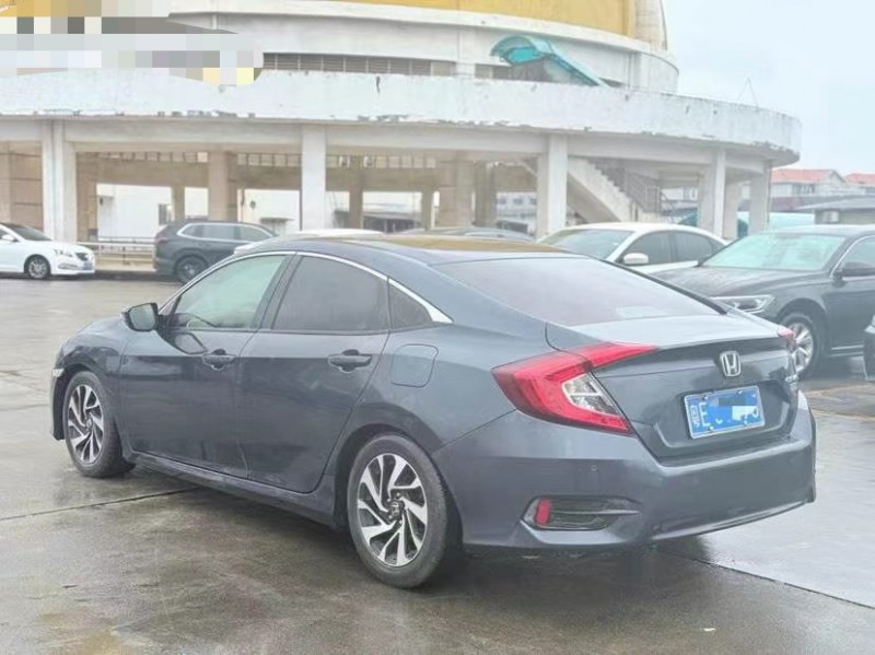 东莞18年本田思域5