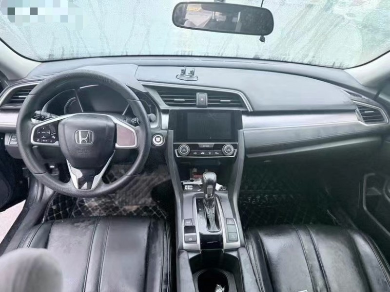 东莞18年本田思域8