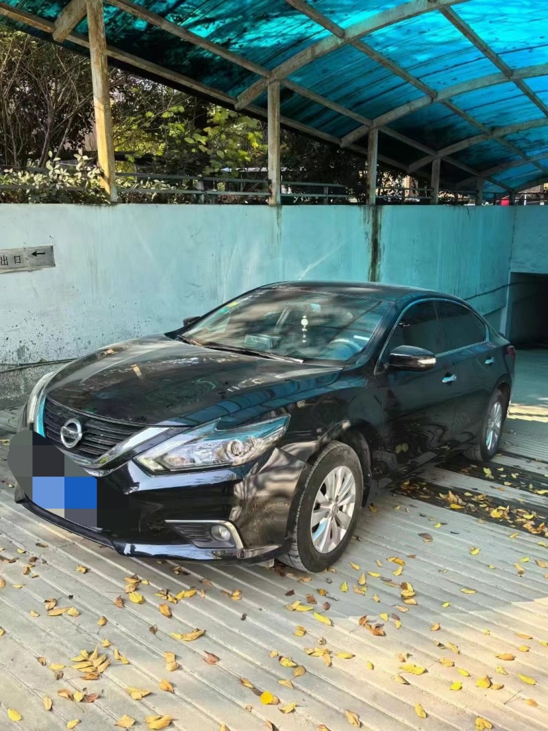 安慶18年日產天籟9