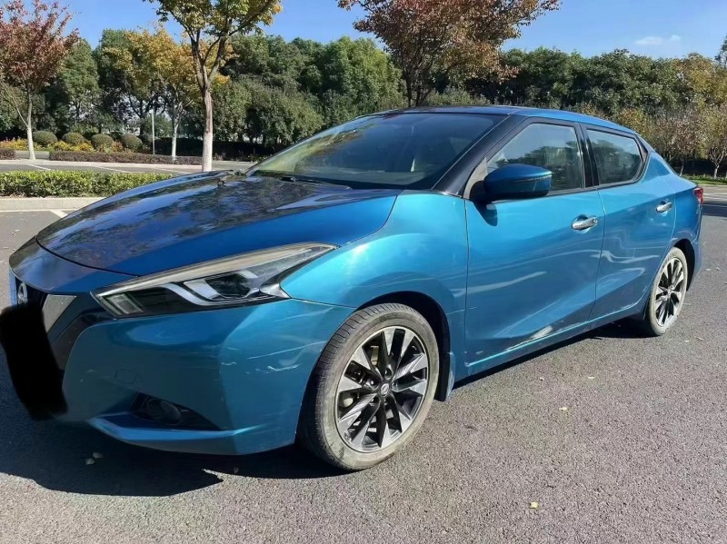 盐城17年日产蓝鸟2