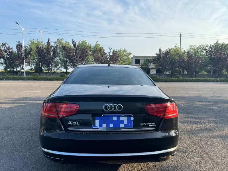 鄭州14年奧迪A8L4