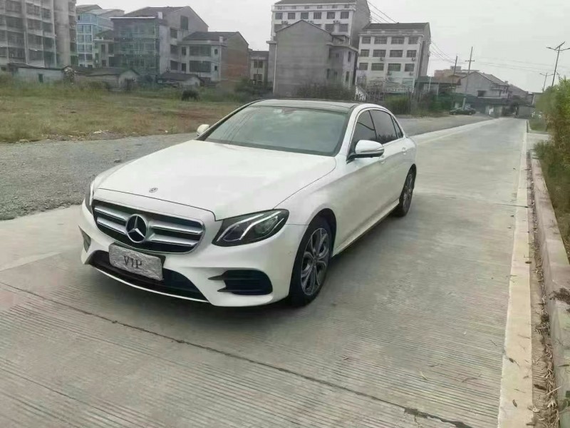 济宁20年奔驰E3