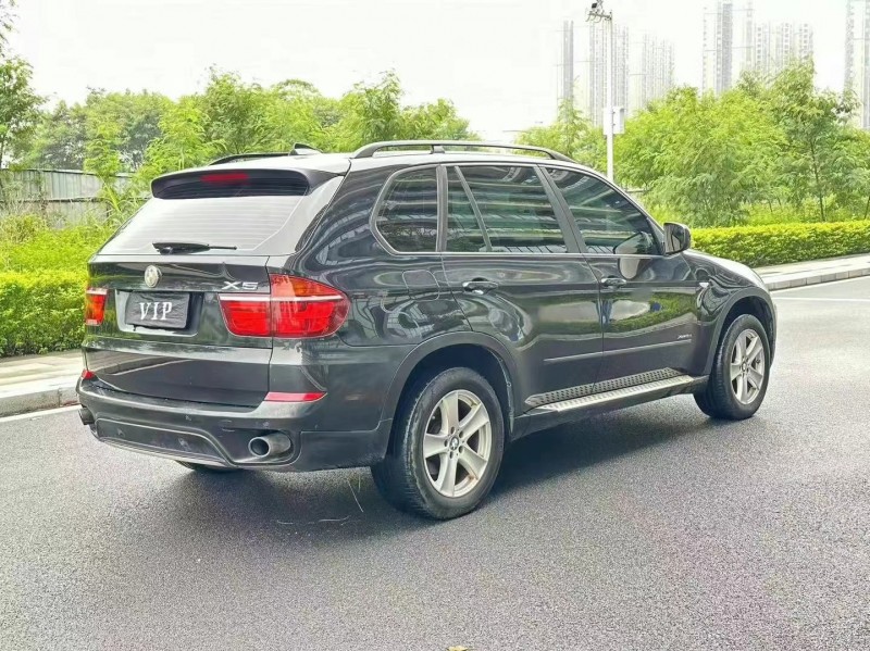 东莞10年宝马X57