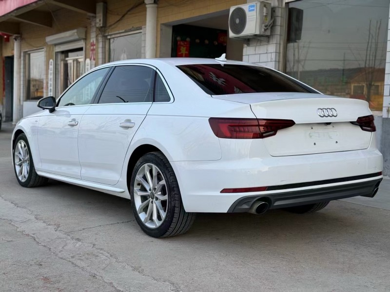 济宁18年奥迪A4L8