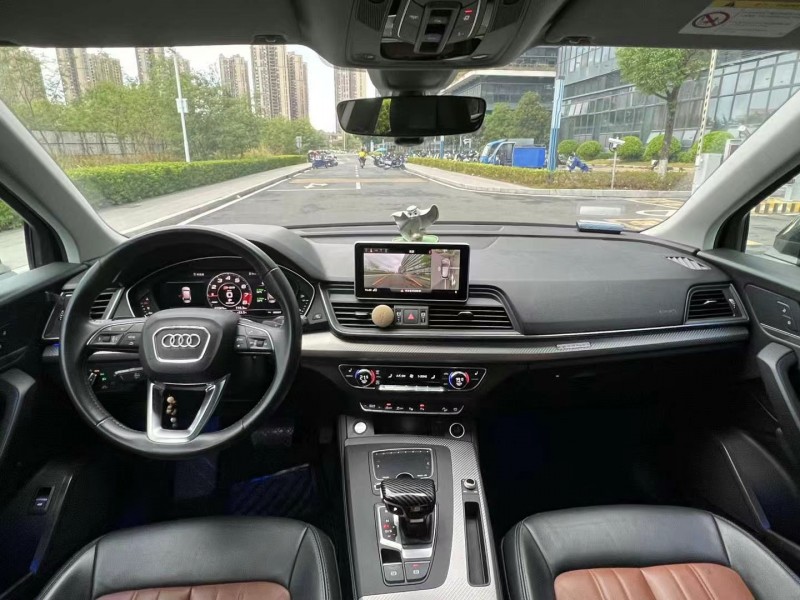 东莞20年奥迪Q56