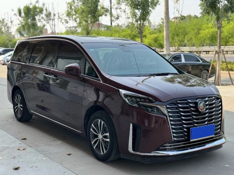 济宁23年别克GL82