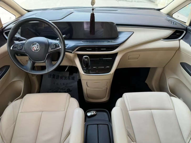 济宁23年别克GL85