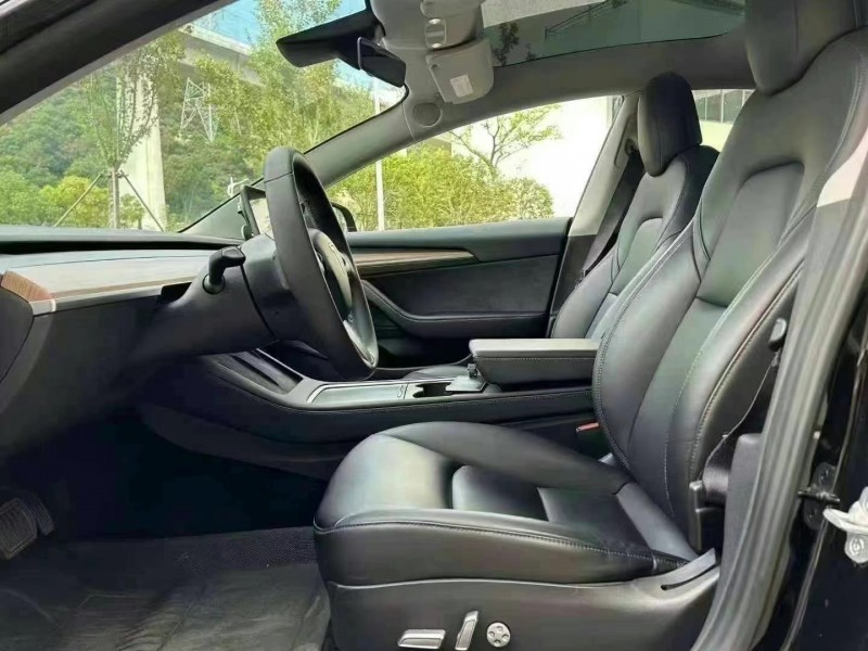 紹興23年特斯拉MODEL 38