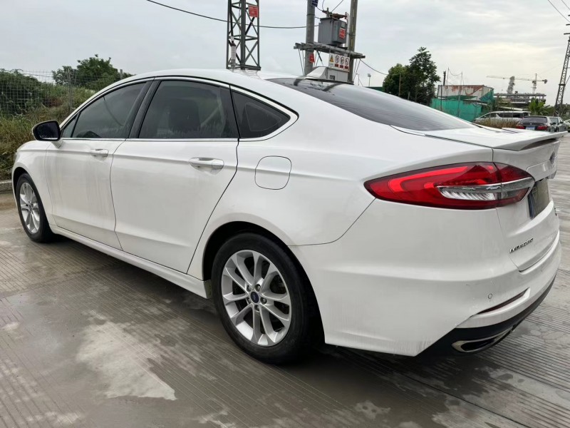 佛山19年福特蒙迪欧9