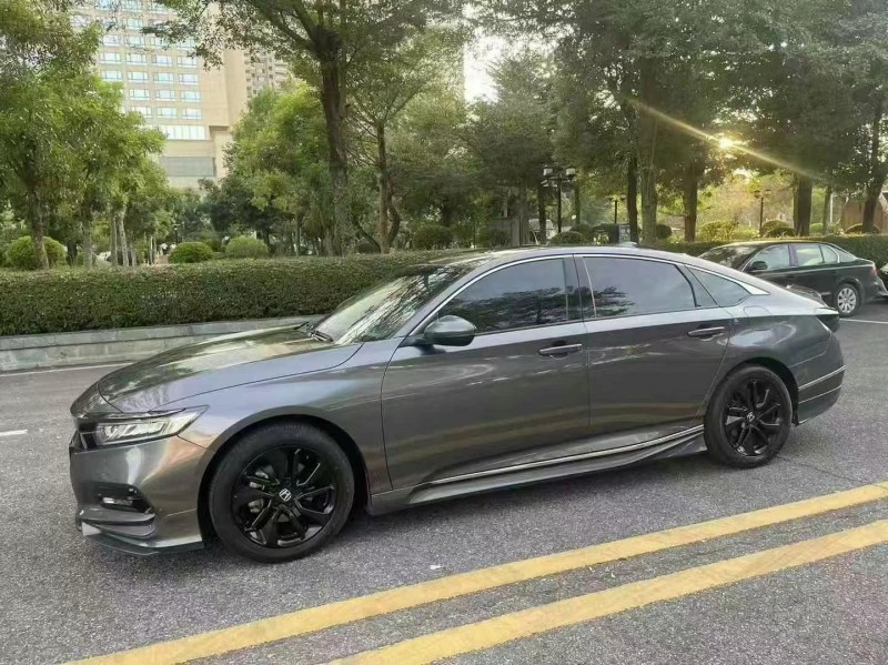 佛山21年本田雅阁3