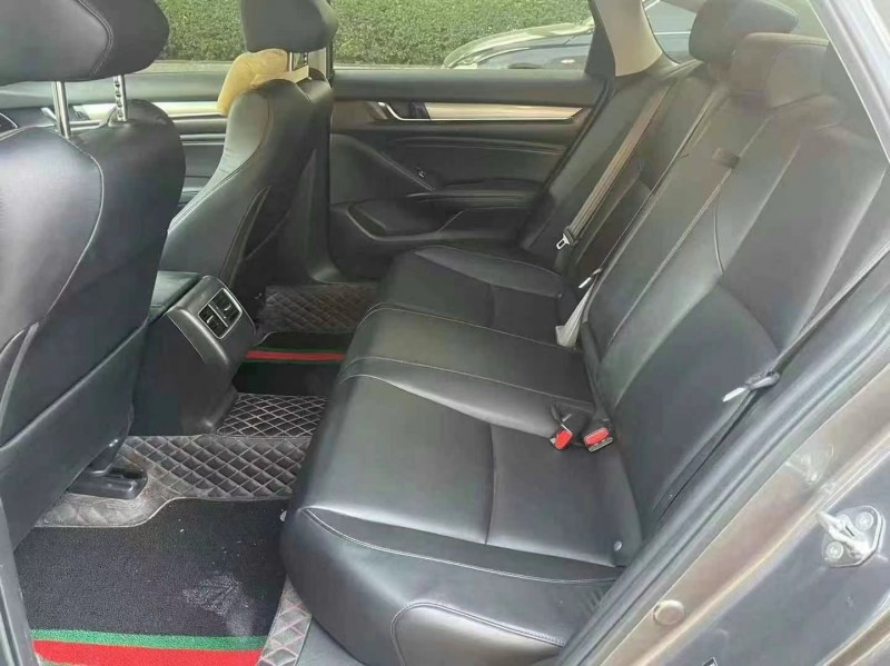 佛山21年本田雅阁7