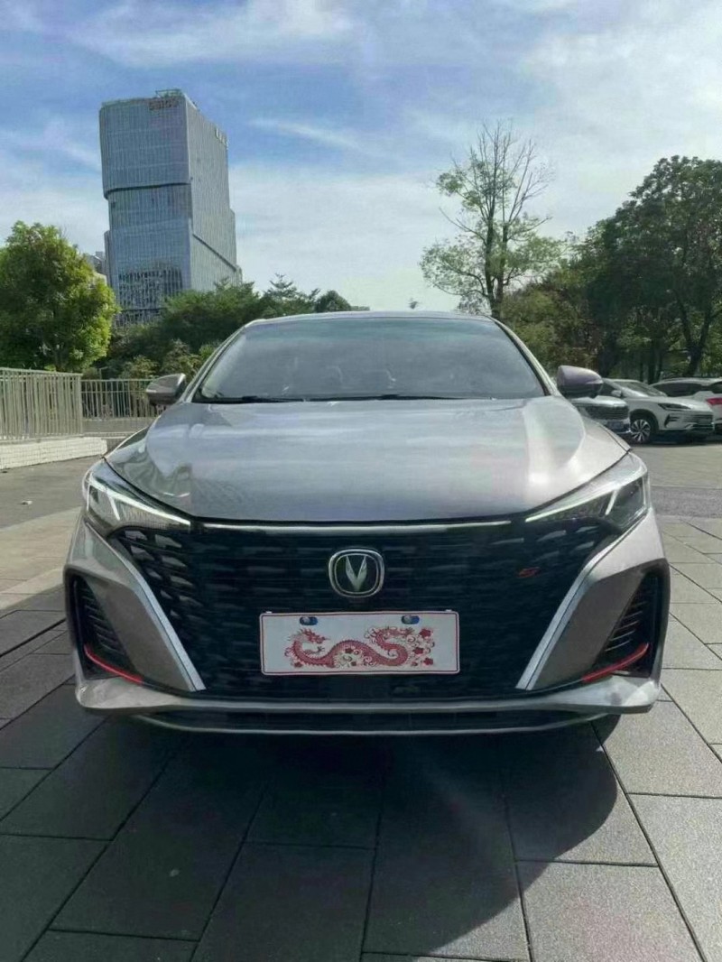 佛山23年长安汽车逸动1