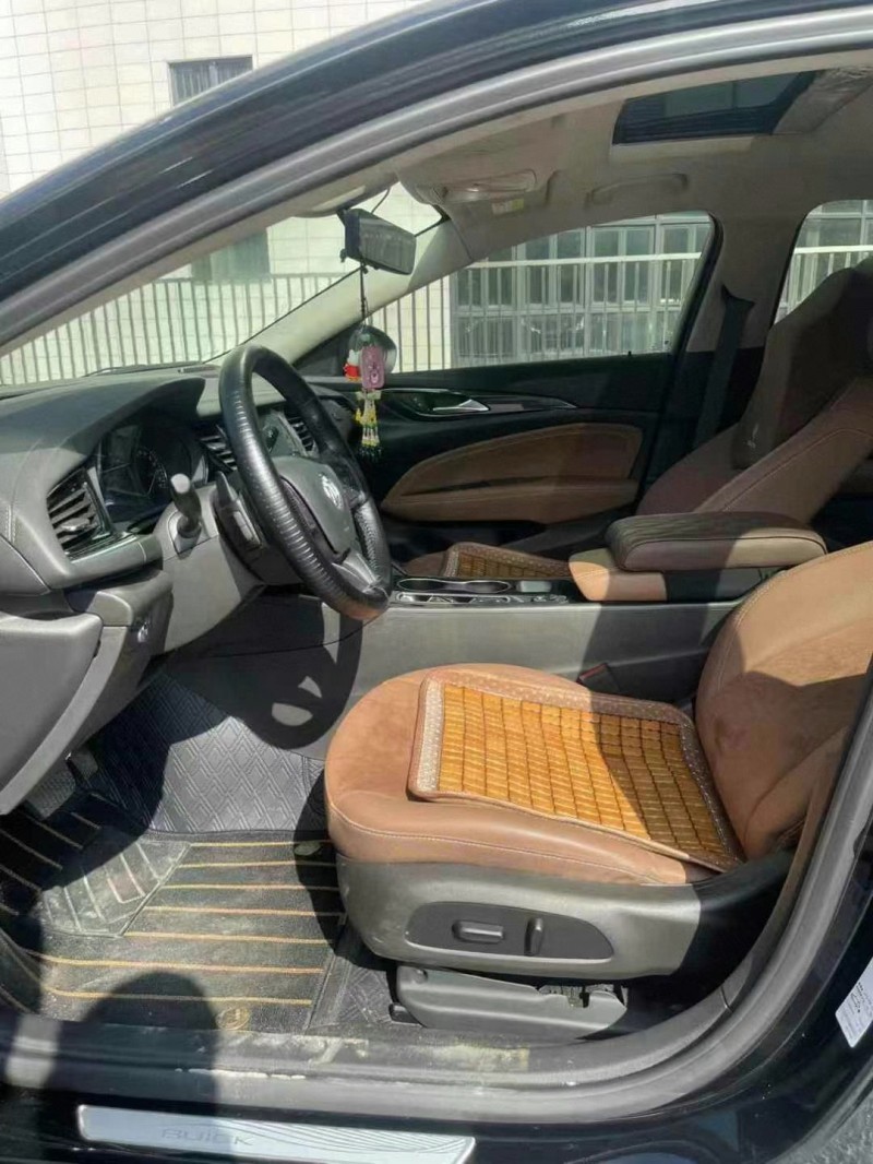 佛山23年别克君威5