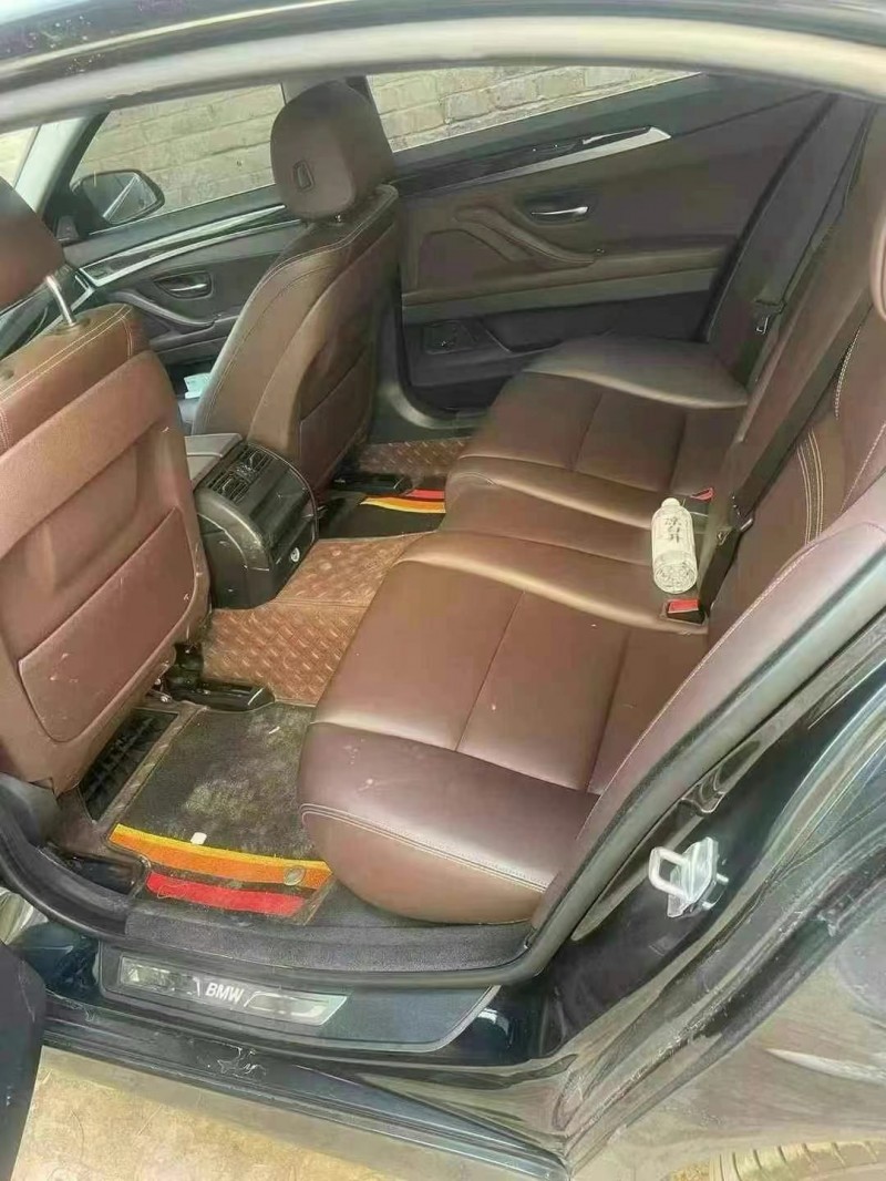 保定17年宝马5系4