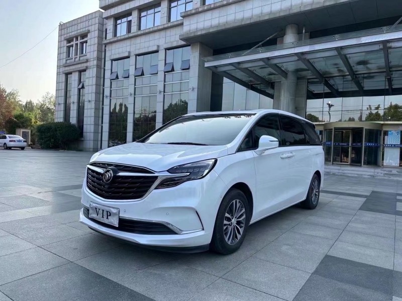 枣庄21年别克GL82