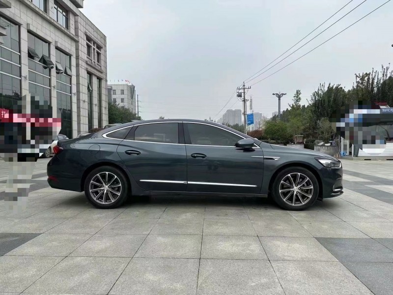 枣庄20年别克君越7