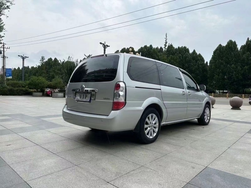 枣庄15年别克GL88