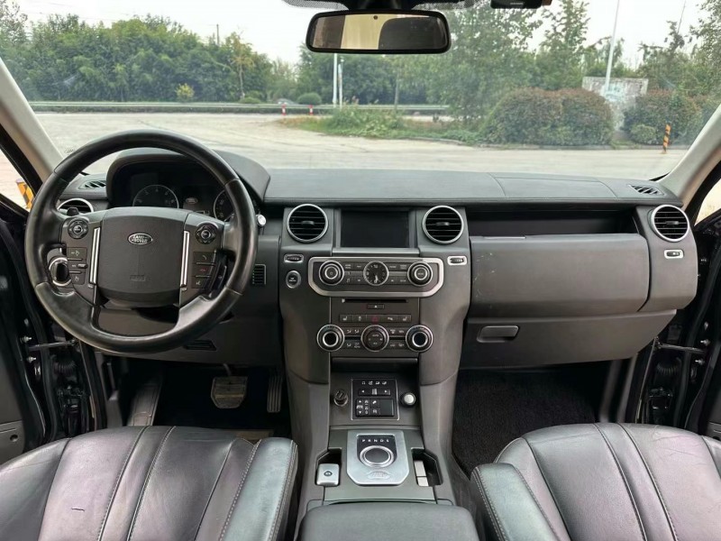 徐州17年路虎发现5