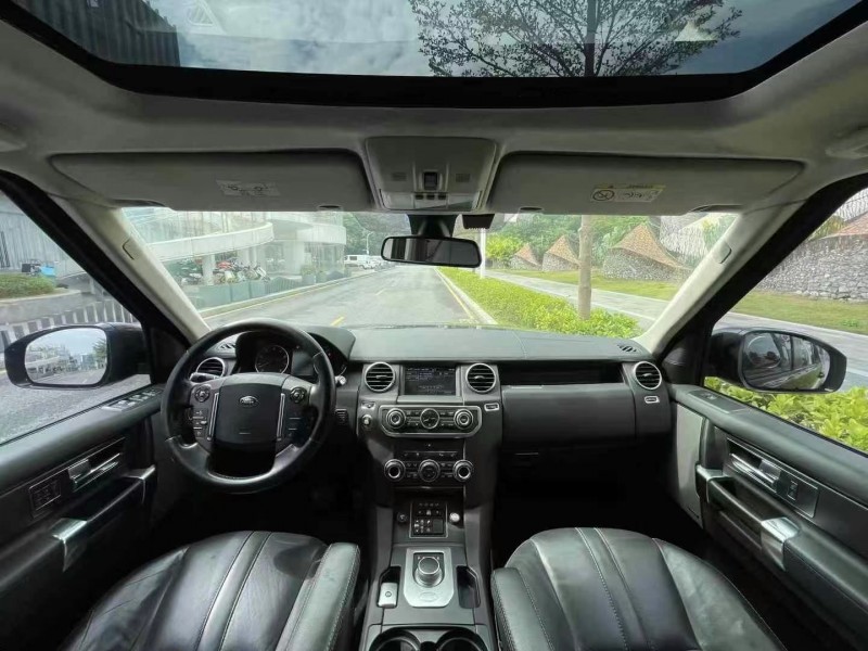 广州16年路虎发现6