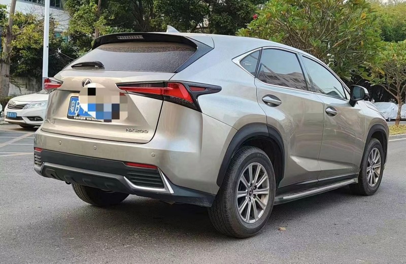 广州19年雷克萨斯NX5