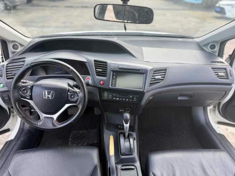 东莞14年本田思域9