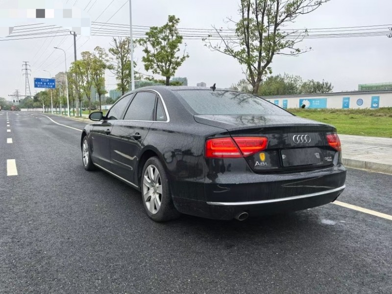 东莞12年奥迪A8L6