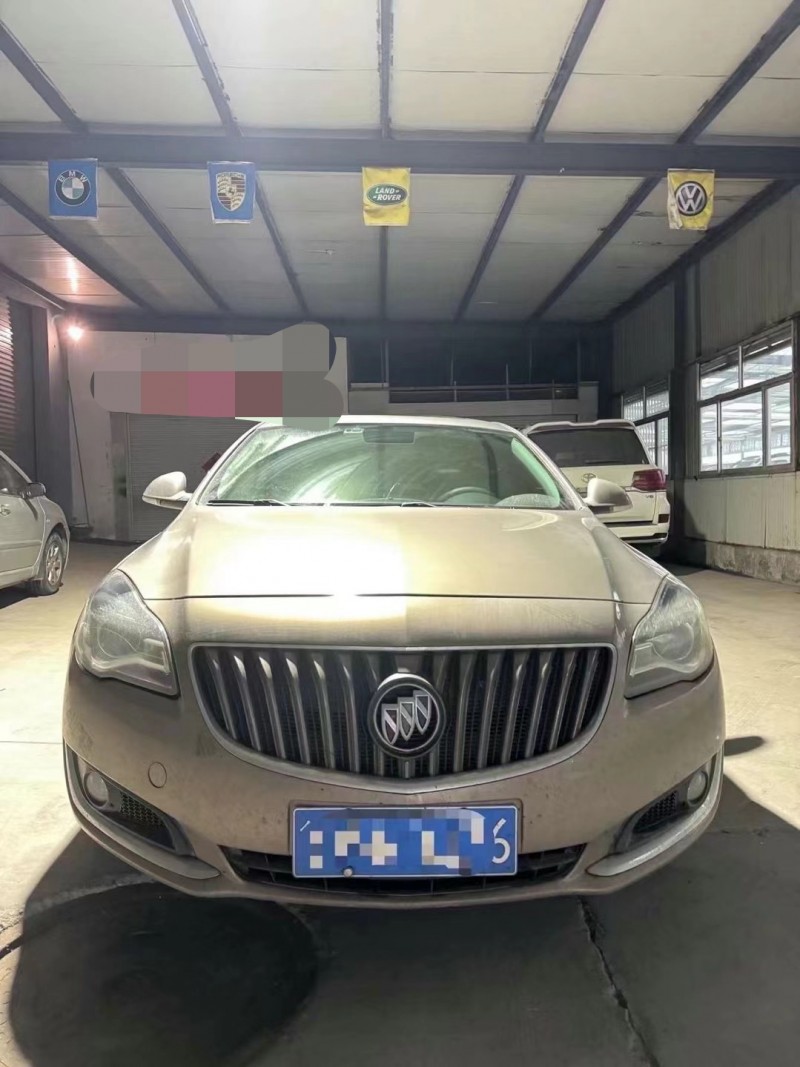 济宁14年别克君威1