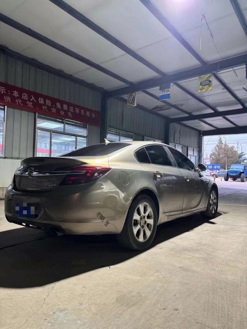 济宁14年别克君威5