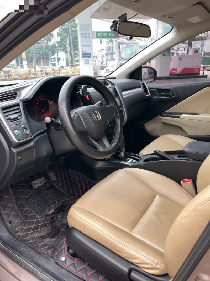 东莞16年本田哥瑞4