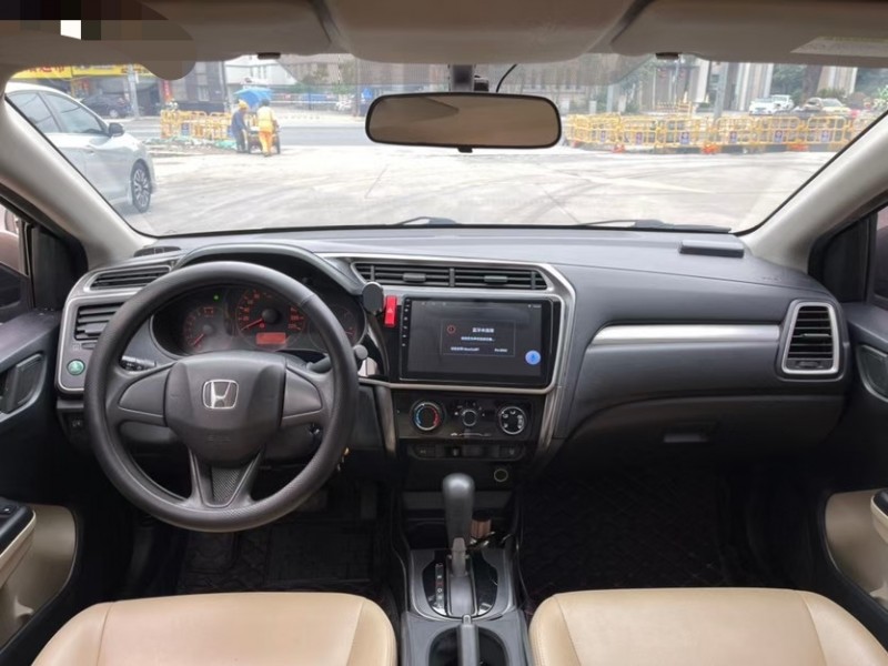 东莞16年本田哥瑞5