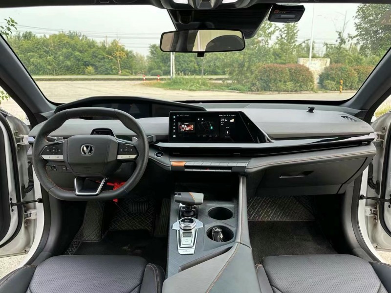 徐州22年长安汽车UNI-V5