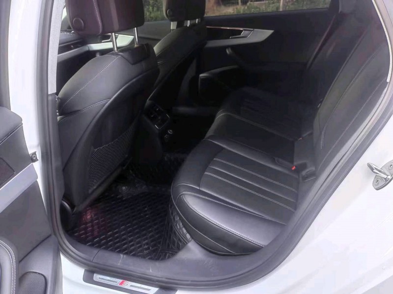 徐州23年奥迪A4L5