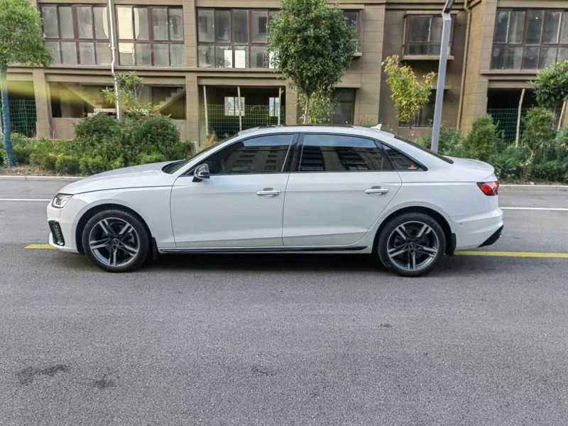 徐州23年奥迪A4L7