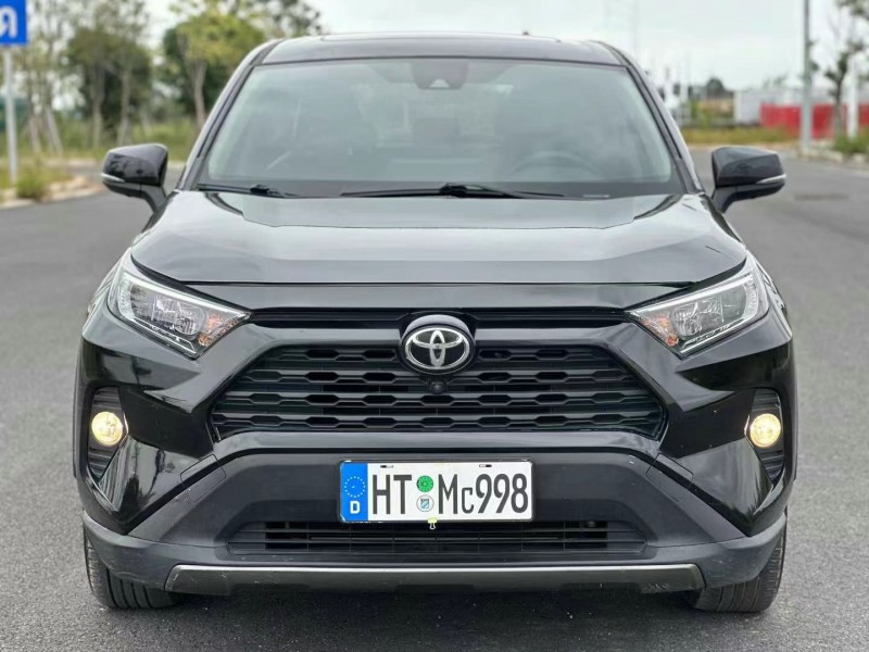 东莞22年丰田RAV41