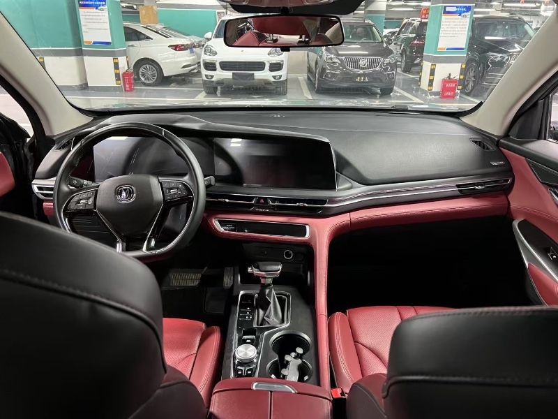 成都22年長安汽車CS756