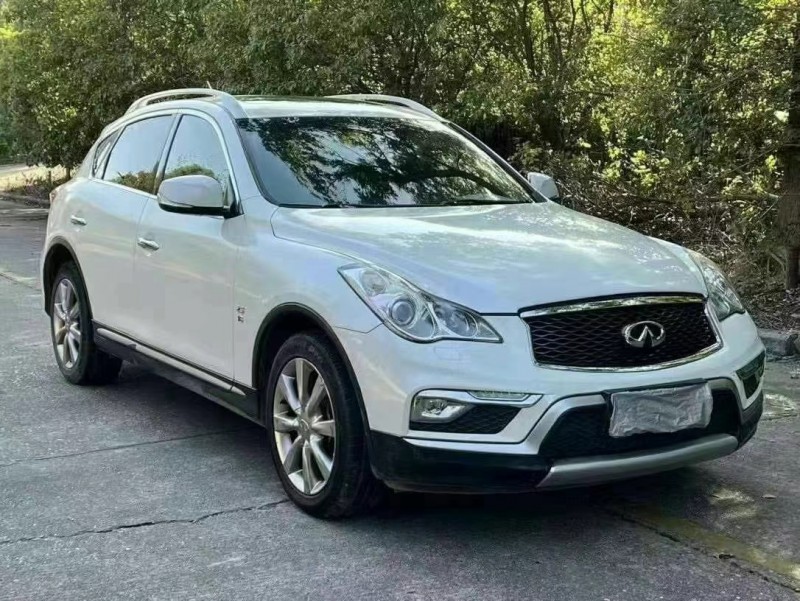 湘潭17年英菲尼迪QX503