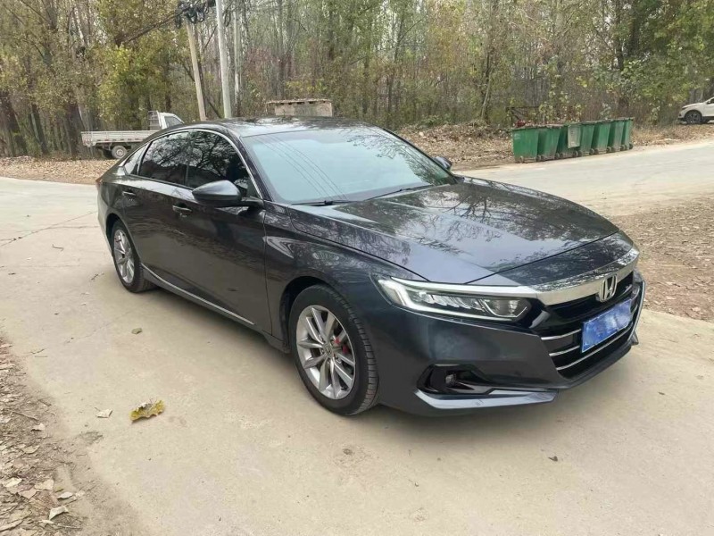 保定23年本田雅阁2