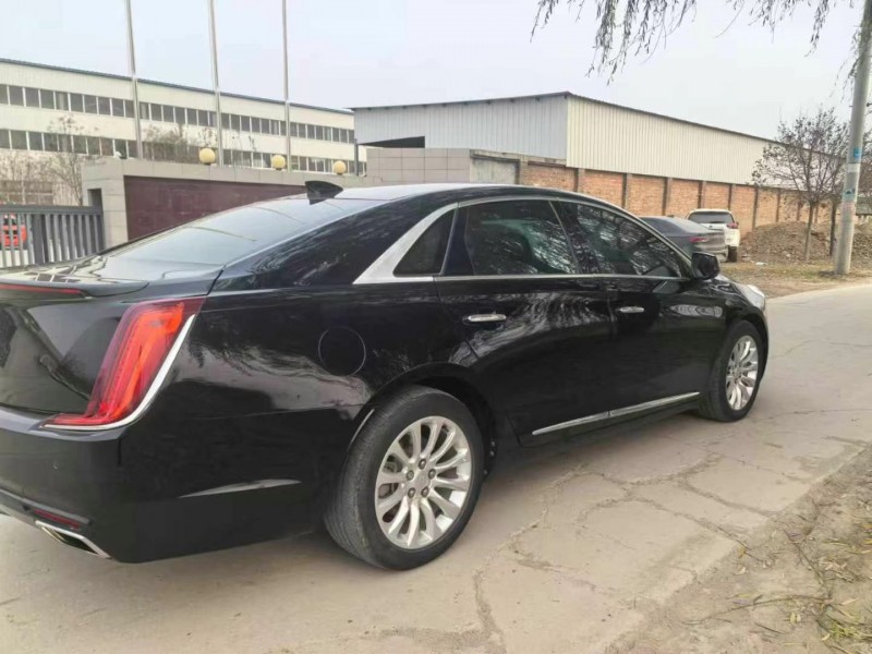 保定19年凯迪拉克XTS4