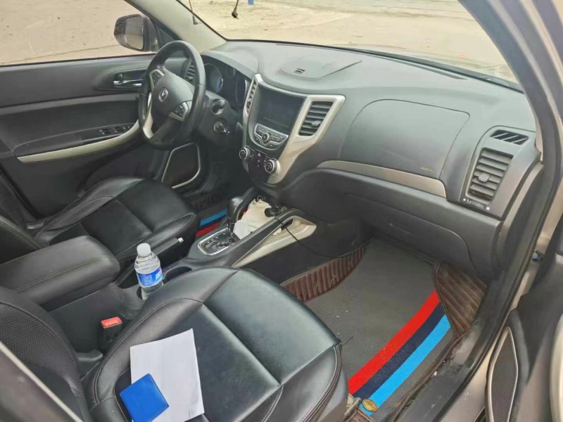 保定14年长安汽车CS356