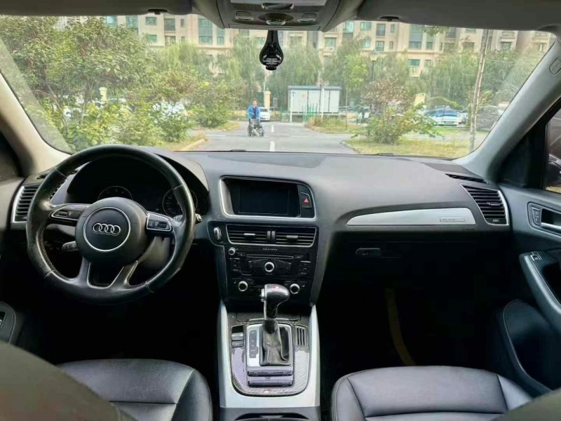 徐州13年奥迪Q57