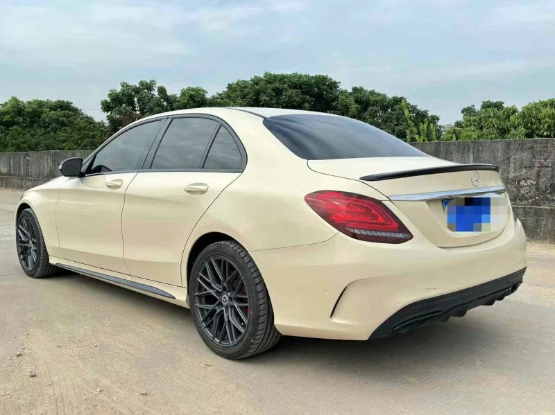 广州19年奔驰C4