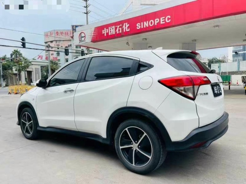 东莞21年本田缤智7