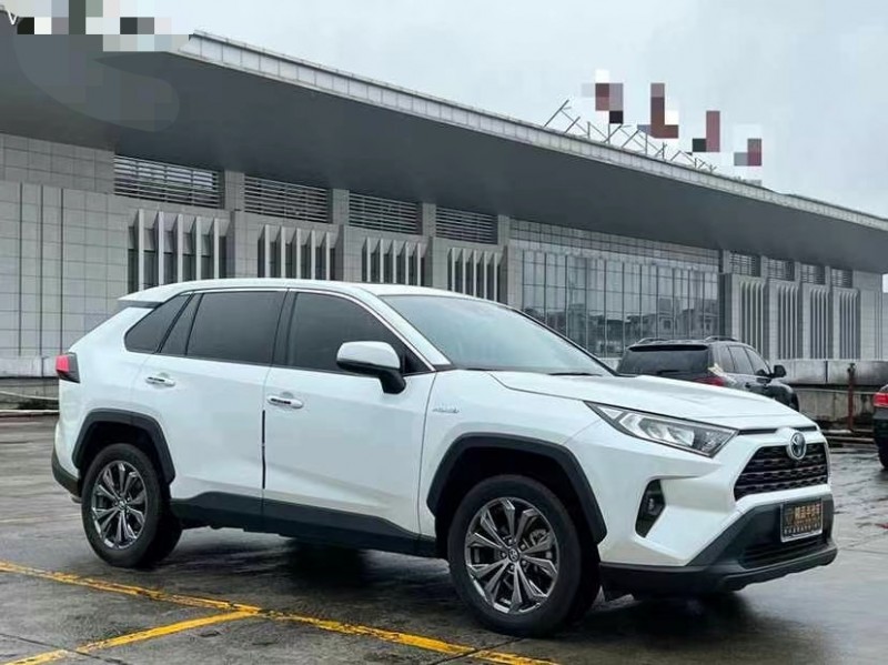 东莞23年丰田RAV42