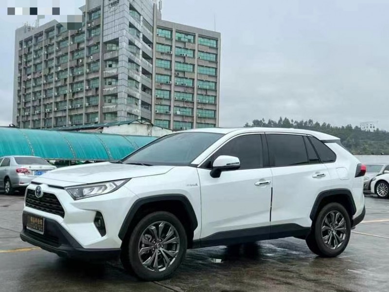 东莞23年丰田RAV43
