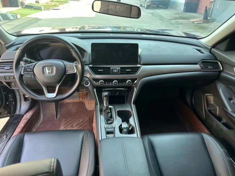 枣庄22年本田雅阁8