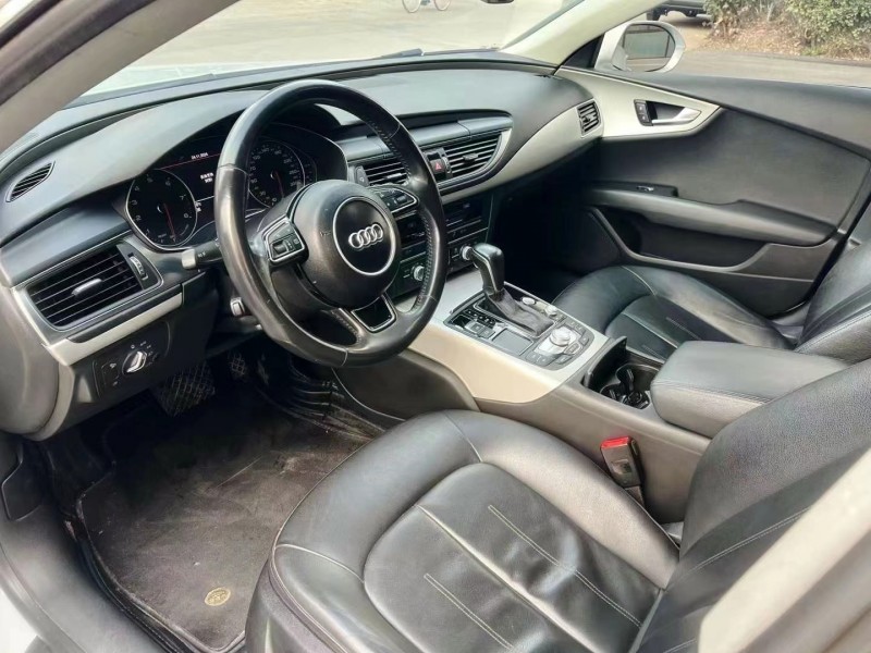 济宁17年奥迪A7L7