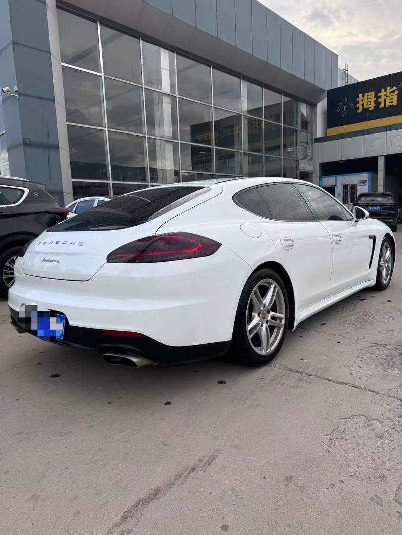 潍坊13年保时捷帕拉梅拉7