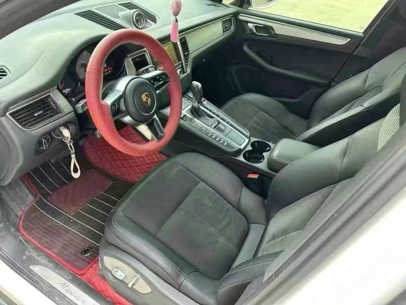 泰安14年保時捷Macan7